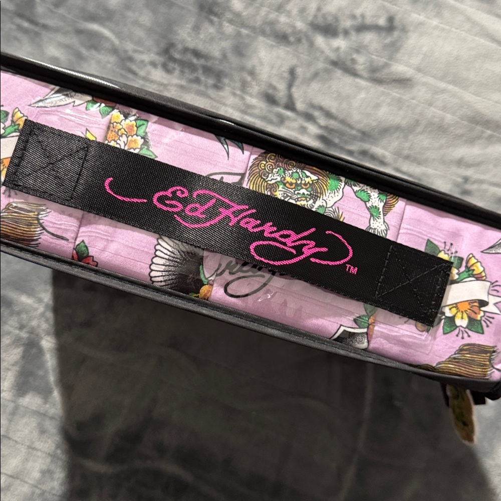 Ed Hardy Purple/Lilac King Sheet Set, Birds,Tigers,Flowers Tattoo Illustrations - Picture 3 of 10